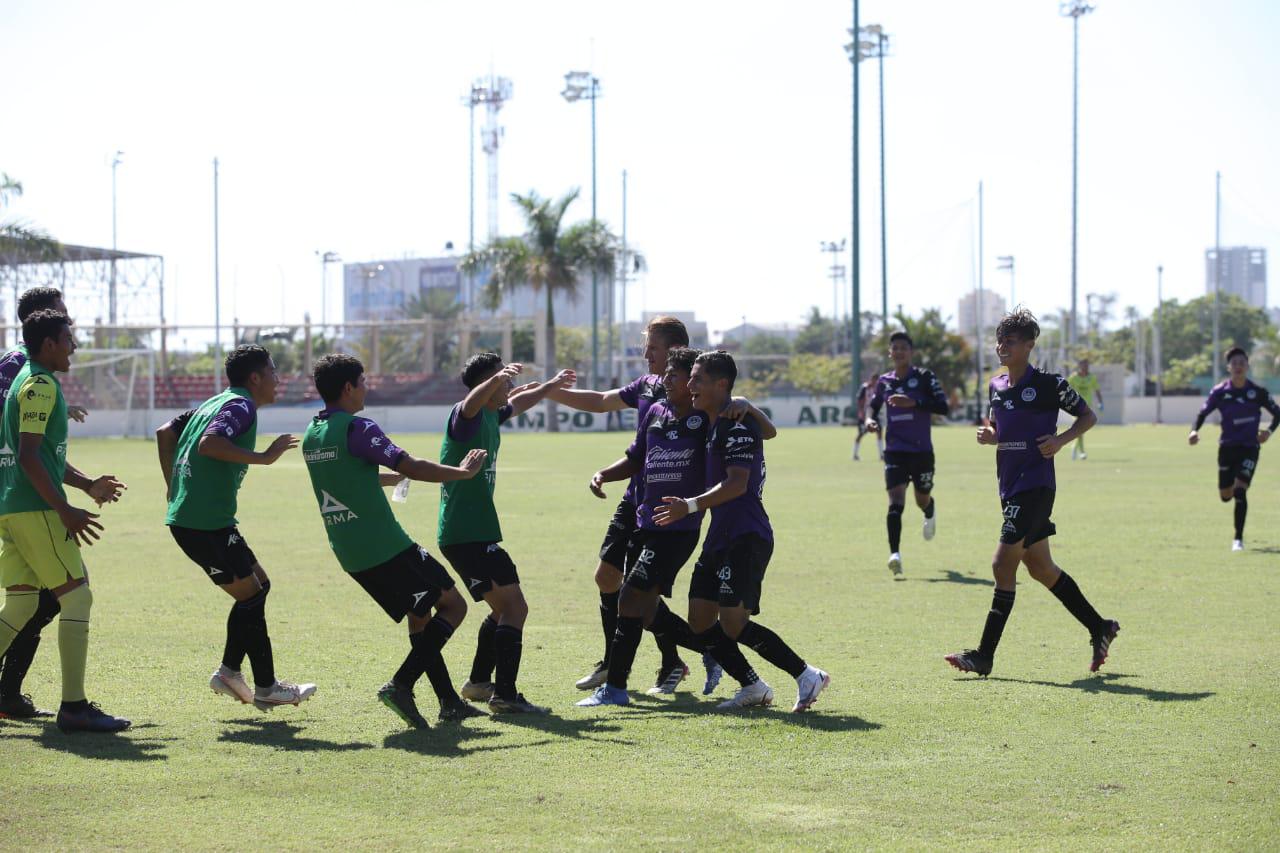 $!Mazatlán FC Sub 18 confirma su lugar en liguilla al vencer a Chivas