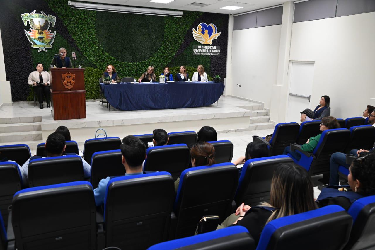 $!Clausuran diplomado en prevención y atención de violencias en instituciones educativas en la UAS