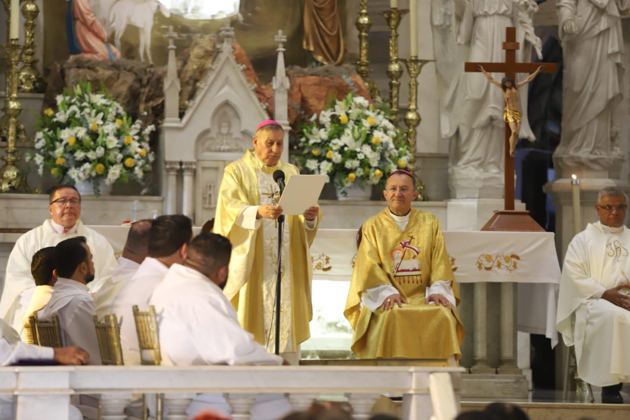 $!Nuncio Apostólico trae mensaje de esperanza a Mazatlán