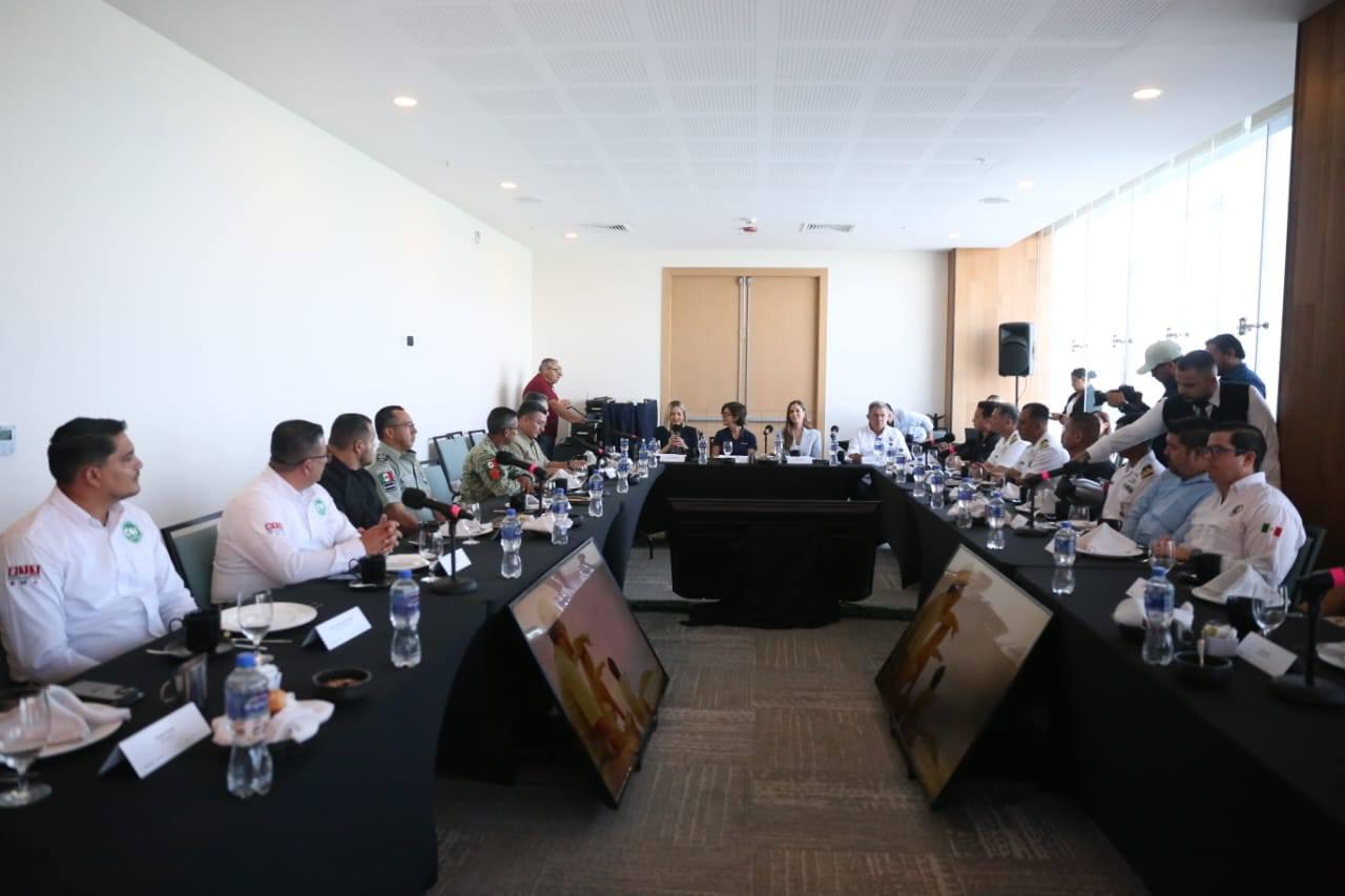 $!Navieras supervisan excursiones y seguridad de Mazatlán, previo a la temporada alta de cruceros 2025-2026