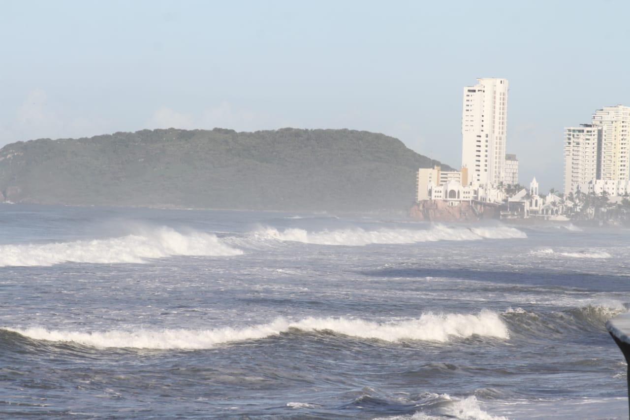 $!Tras paso de ‘Pamela’, Mazatlán amanece menos caluroso este jueves
