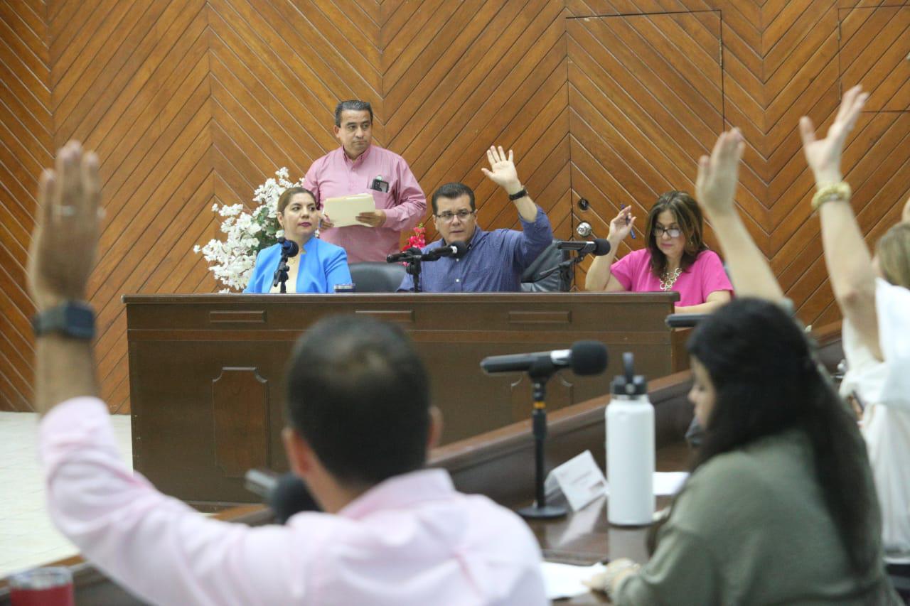 $!Entre nostalgia y polémica, aprueban extinción del Acuario Mazatlán
