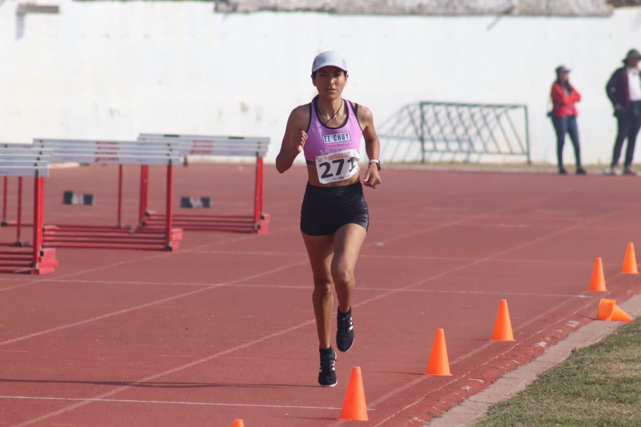 $!Destacan mazatlecos en Encuentro Atlético de Pista y Campo