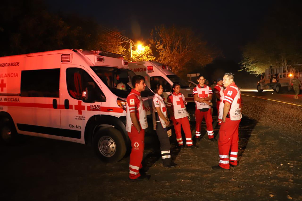 $!Alcanza la noche a quienes combaten el fuego en sierra de Concordia