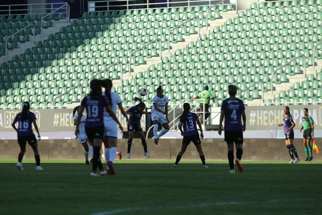 $!Mazatlán FC Femenil logra la victoria en El Kraken, en su último juego como local del torneo