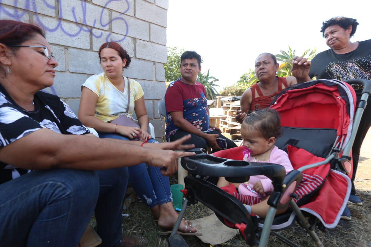$!Vecinos afectados por incendio necesitan de ayuda para reconstruir sus viviendas