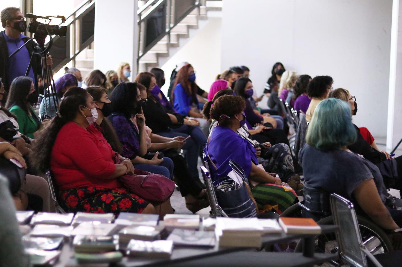 $!Celebran las mujeres la literatura en encuentro dedicado a la memoria de Amparo Ochoa