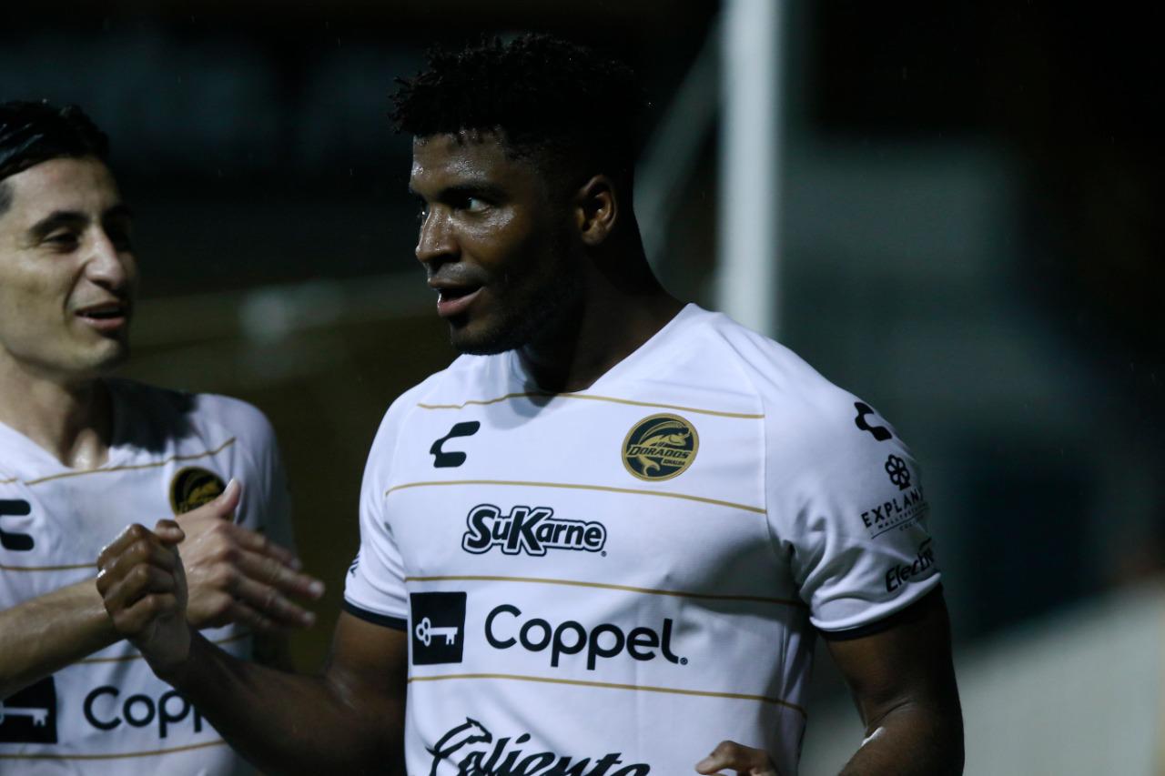 $!Dorados de Sinaloa golea en casa a Mineros y se mete en la pelea por la repesca