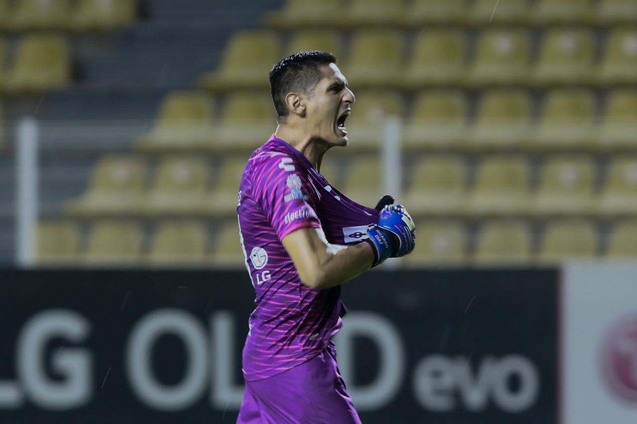 $!Dorados rescata un bravío empate ante Alacranes