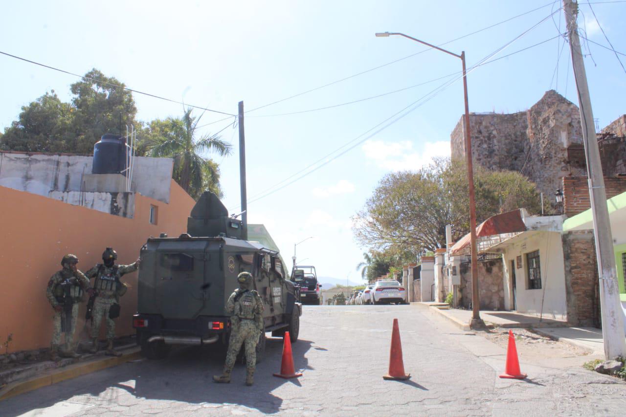 $!Rodean fuerzas de seguridad Museo Lola Beltrán en Rosario por Mesa de Paz