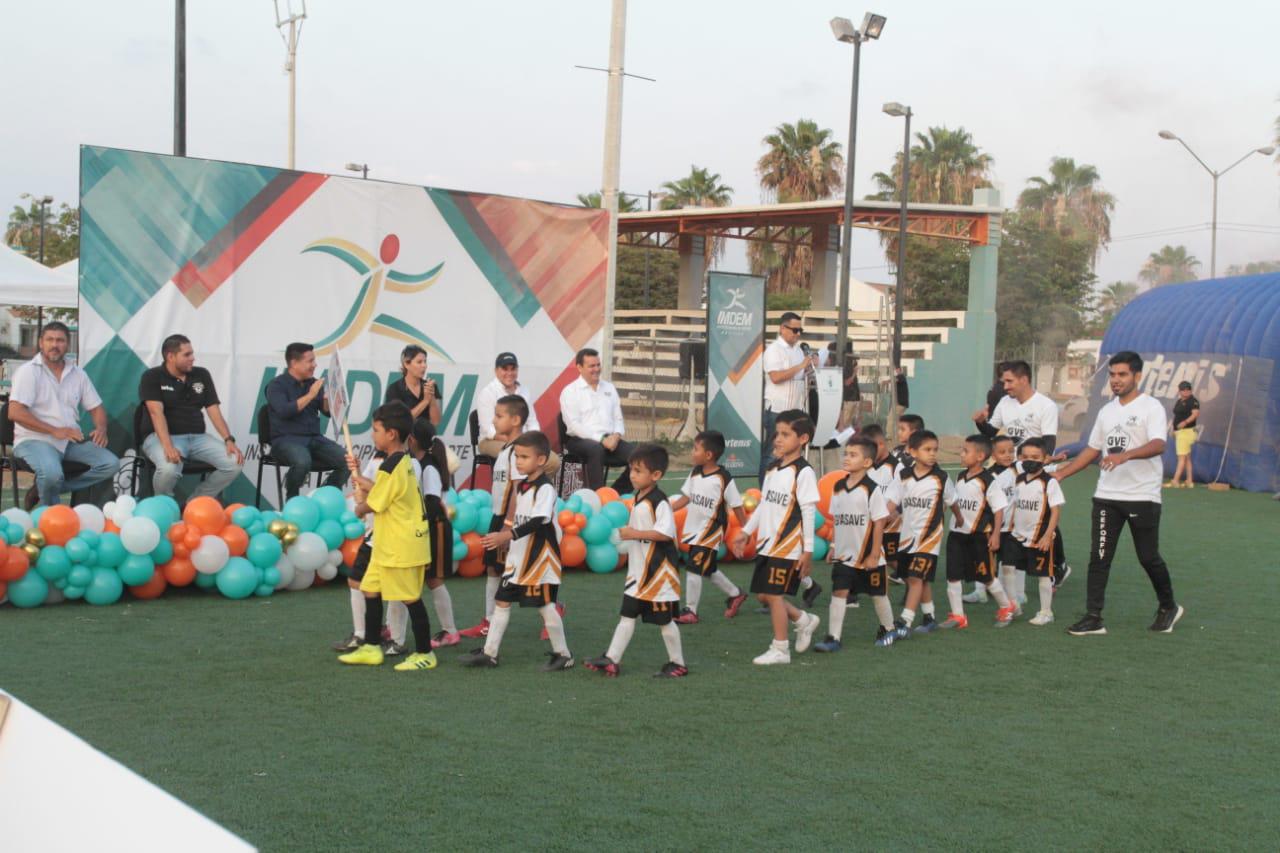 $!Inauguran en Mazatlán Campeonato Estatal de Futbol Chupones