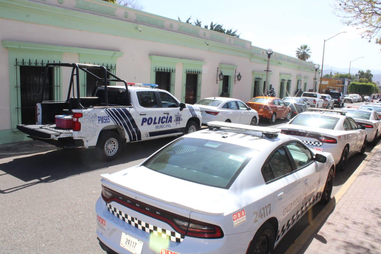 $!Rodean fuerzas de seguridad Museo Lola Beltrán en Rosario por Mesa de Paz