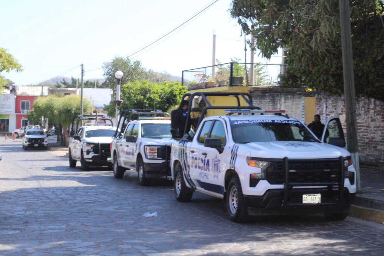 $!Rodean fuerzas de seguridad Museo Lola Beltrán en Rosario por Mesa de Paz