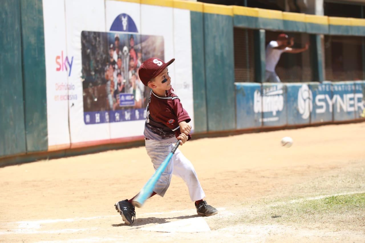 $!Locales arrollan con 4 títulos en el Mazatlán Baseball Tournament