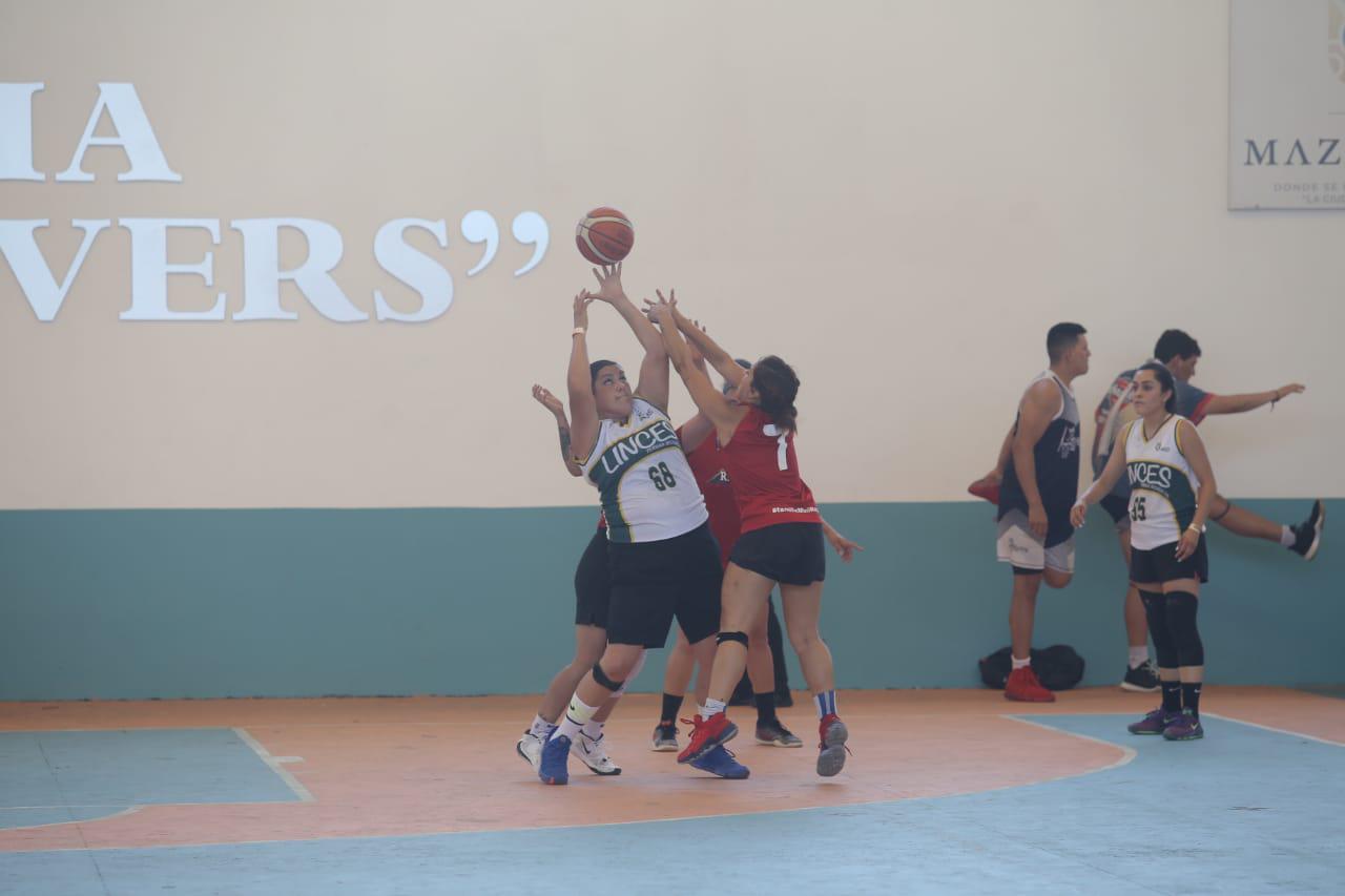 $!Saca el orgullo La Mazatleca en la Copa Mazatlán de Baloncesto