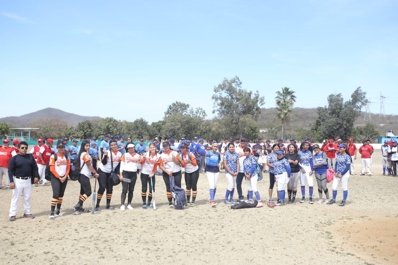 $!Se inauguran las ligas de beisbol Libre y Máster del Club Chololos