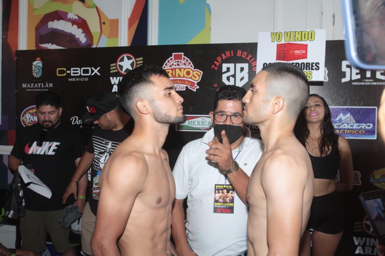 $!Pesaje para la función de box Rumbo a la gloria. Jesús Veneno Aréchiga vs. David Zamorita Reyes