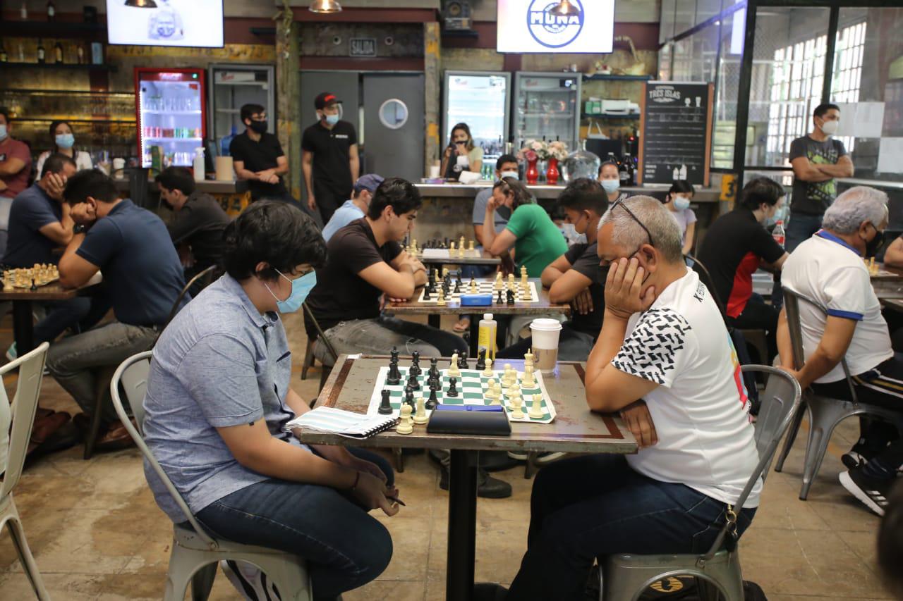 $!Hiram Velarde es el rey del Torneo de Ajedrez de La Mona