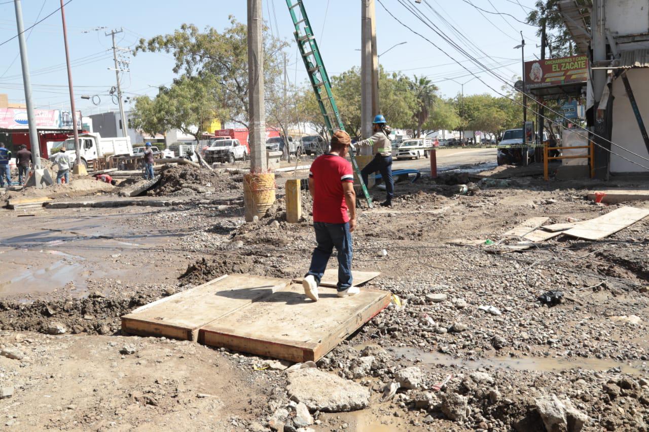$!Vecinos exigen soluciones ante molestias e irregularidades en obras del puente Colosio