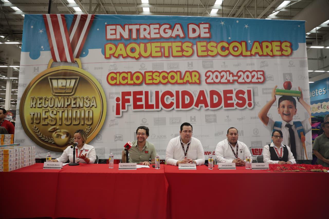 $!Casa Ley reconoce a niñas y niños por sus altas calificaciones con el programa ‘Ley Recompensa tu Esfuerzo’