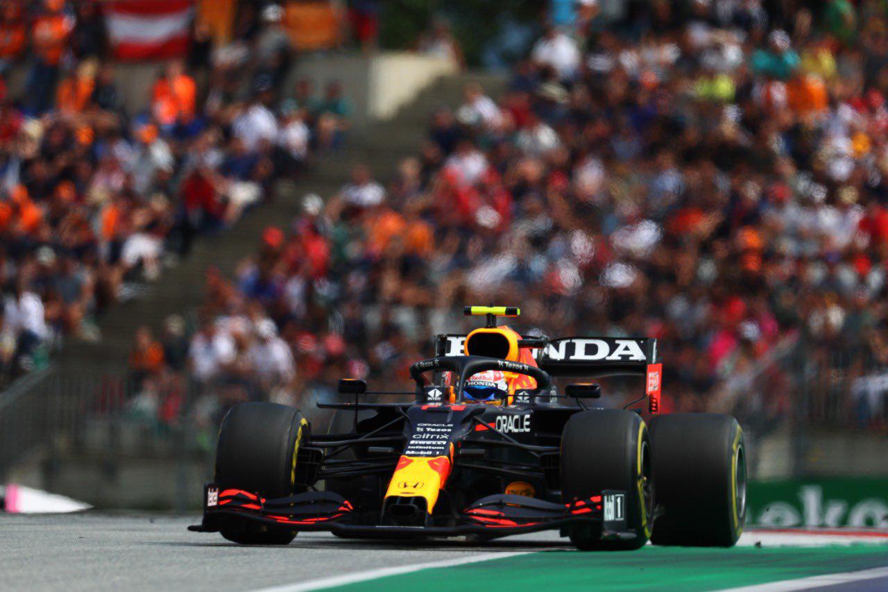$!Checo Pérez cae al sexto tras dos sanciones en GP de Austria