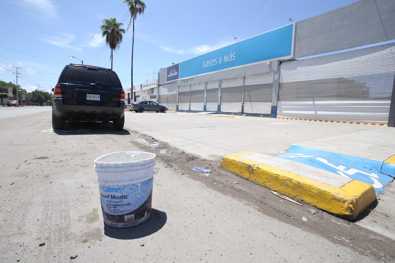 $!Van a rellenar tanques de oxígeno en Mazatlán, pero no alcanzan pese a que ya abren en domingo