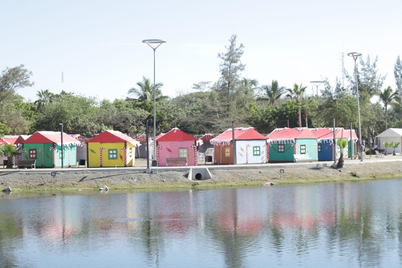 $!Anuncian apertura de la Villa Navideña Mazatlán 2024, para el próximo lunes, en el Parque Central