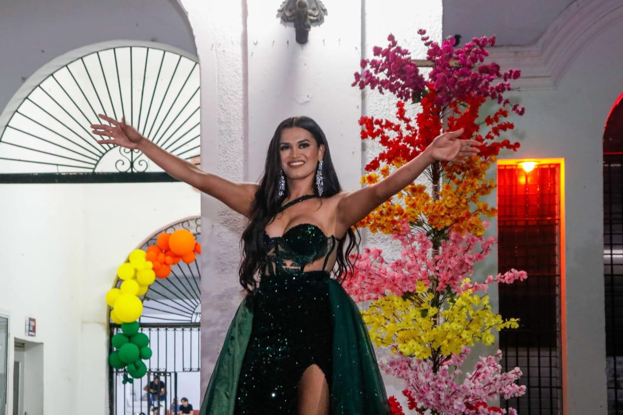 $!Celebran en Escuinapa la diversidad con marcha del Orgullo LGBT+
