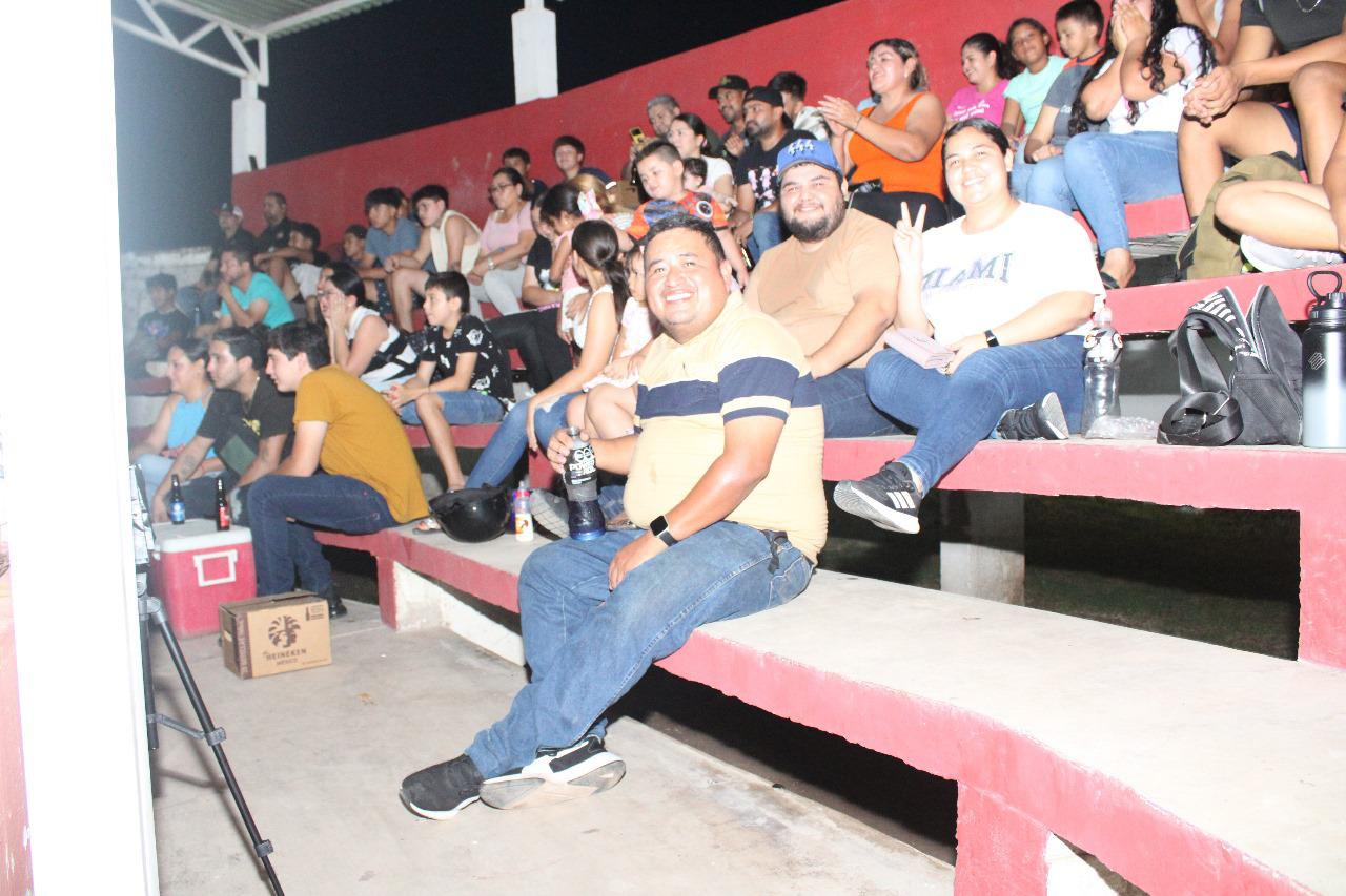 $!Team Chavis se corona en la final del Primer Torneo Varonil Libre de Futbeis en Escuinapa
