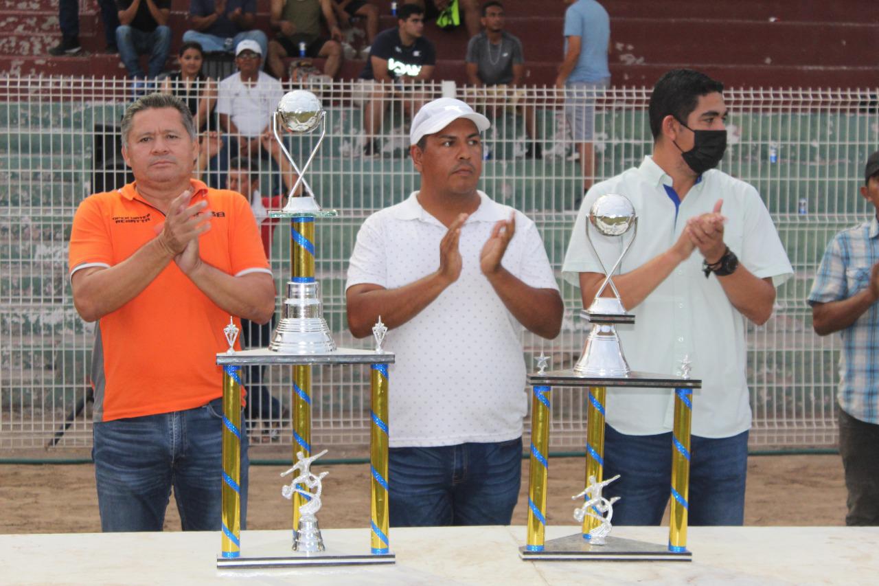 $!La 10 de Mayo alza título de la Liga de Futbol Juvenil de Escuinapa