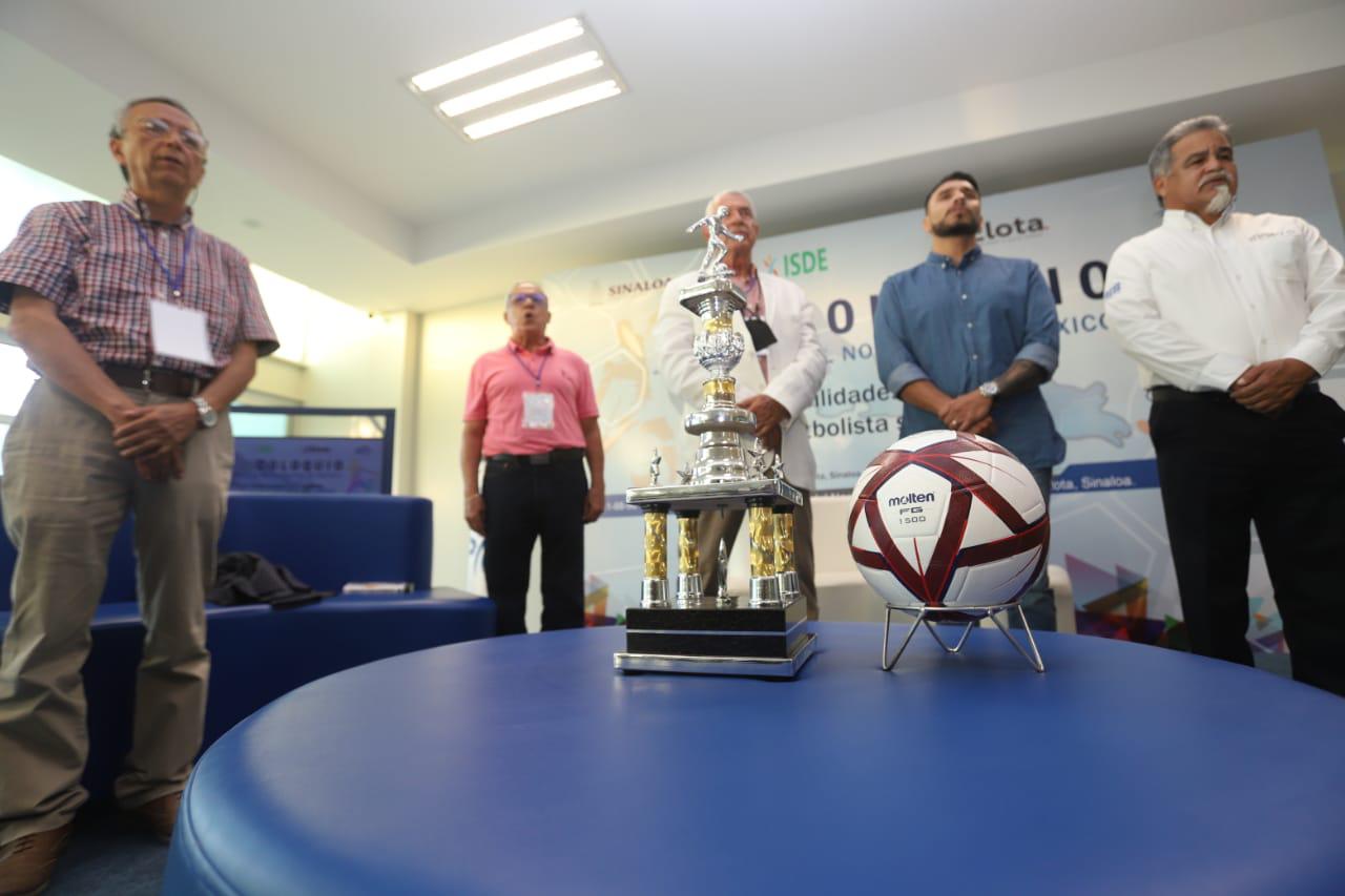$!Rememoran inicios del futbol en Sinaloa en Coloquio celebrado en La Cruz