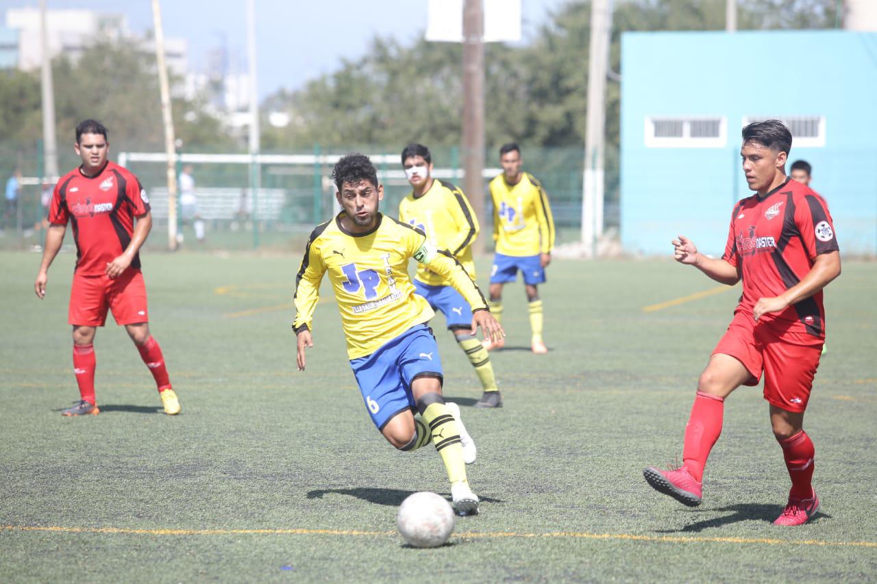 $!Fire Master aplaca a Boys en el futbol de Primera Fuerza