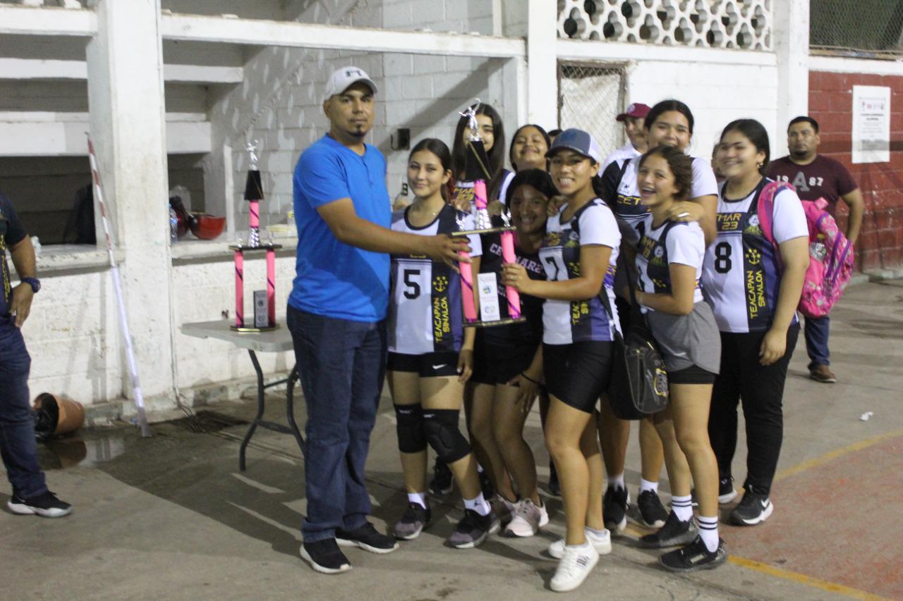 $!Cet Mar se lleva el título de voleibol libre de Escuinapa