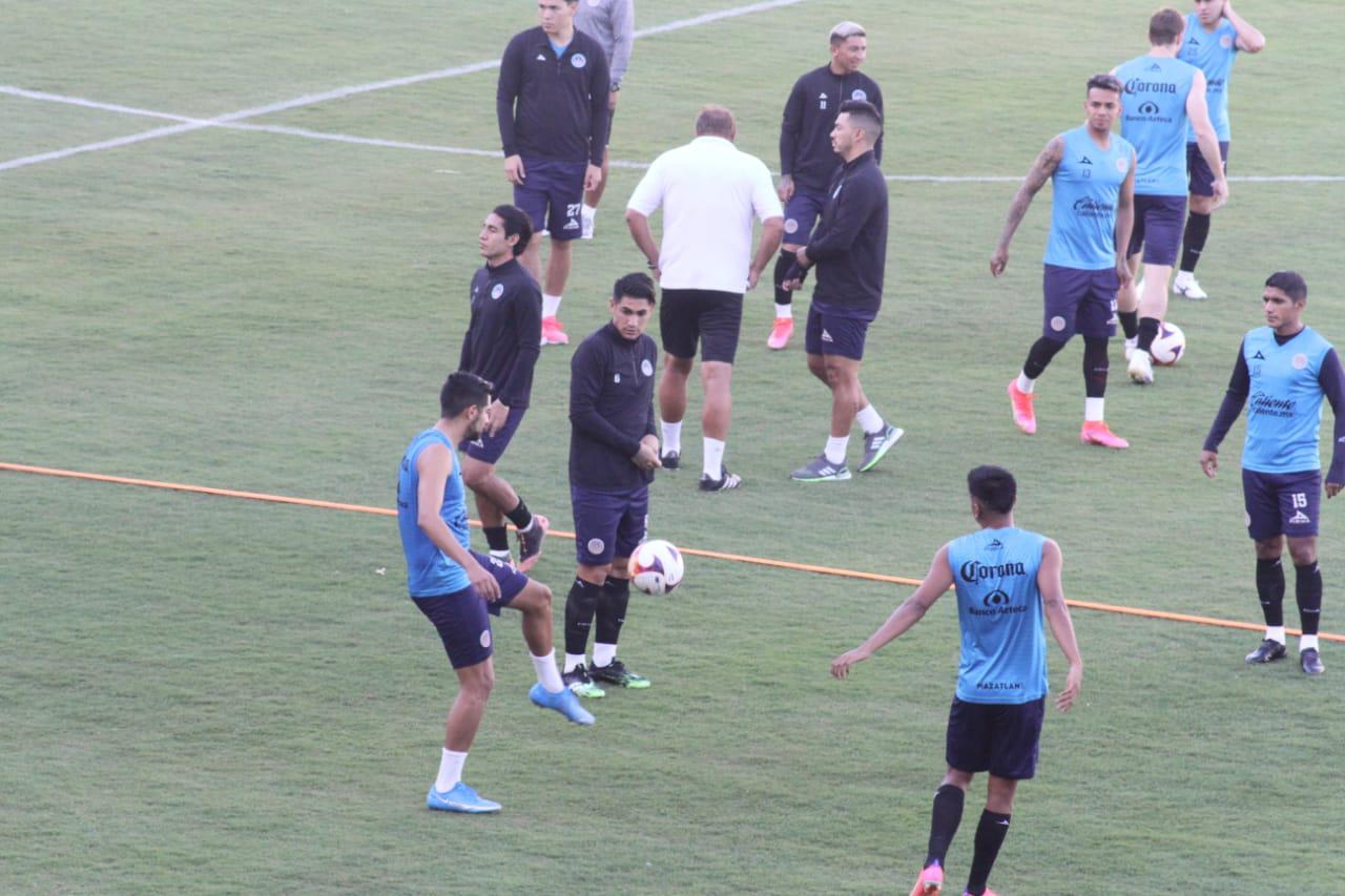 $!Mazatlán FC abre sus entrenamientos para la afición porteña