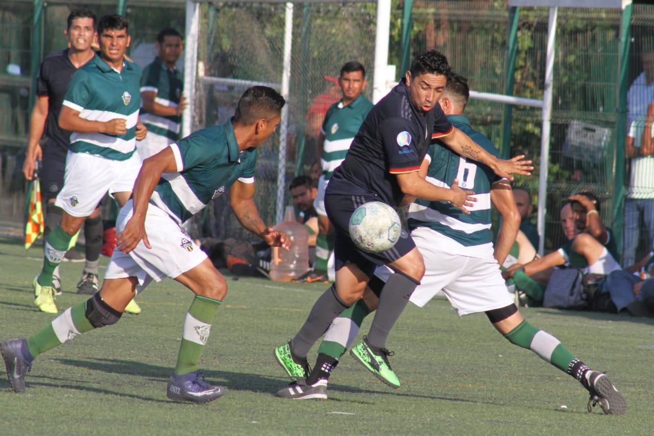 $!Sonido Zeuss-Servigrúas rompe maleficio en la Superveteranos