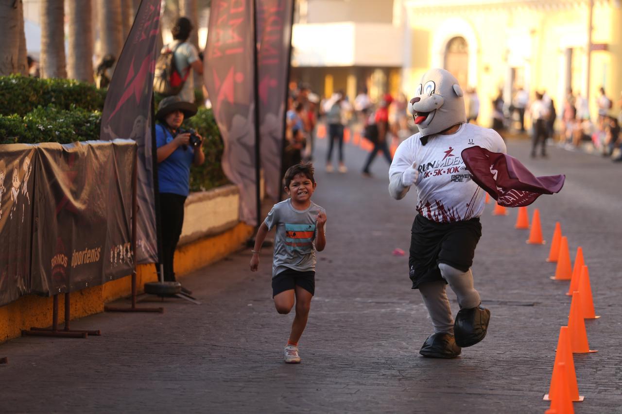 $!Geoffrey Kenisi y Anahí Rivera conquistan fiesta atlética de 11 aniversario de Imdem