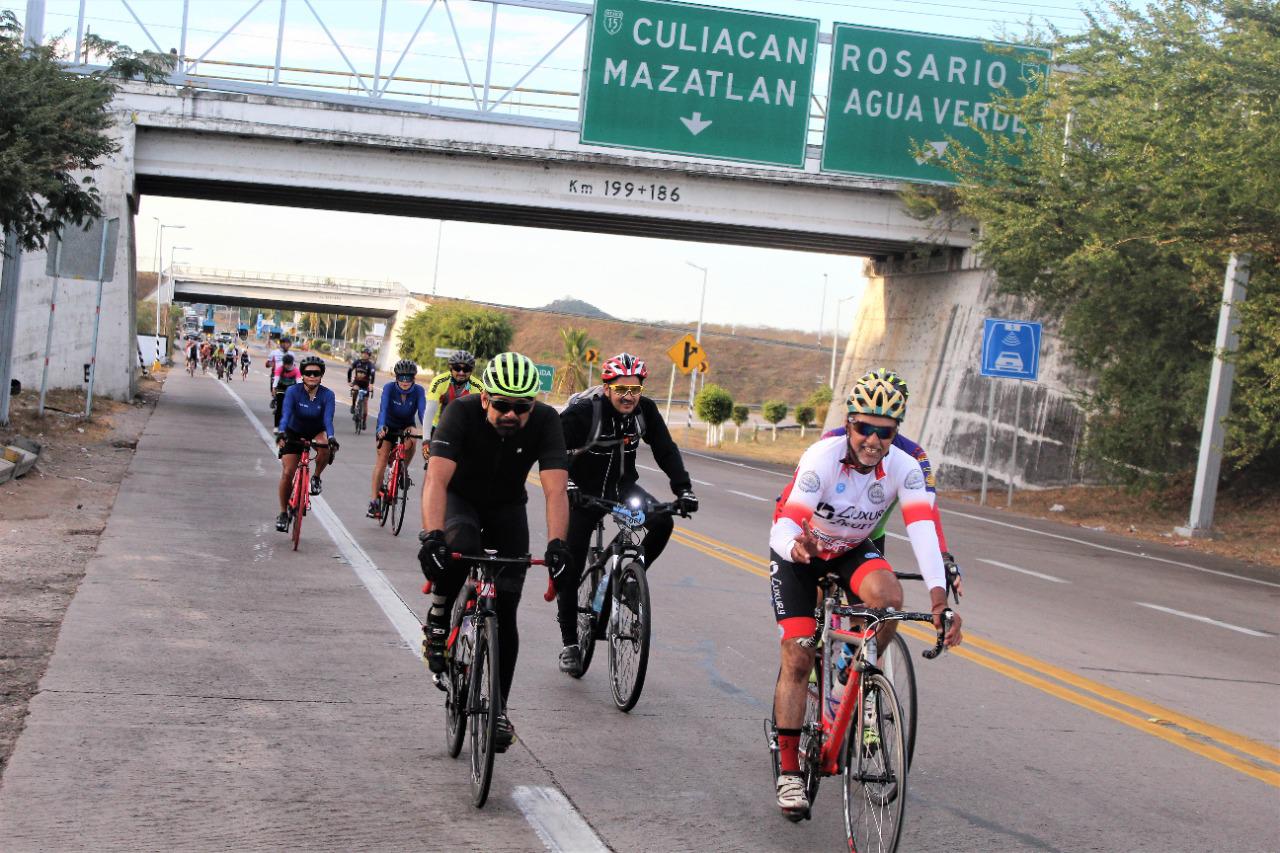 $!Mónico Lizárraga: Ciclistas sinaloenses le rinden tributo con exitosa Ruta del Mono