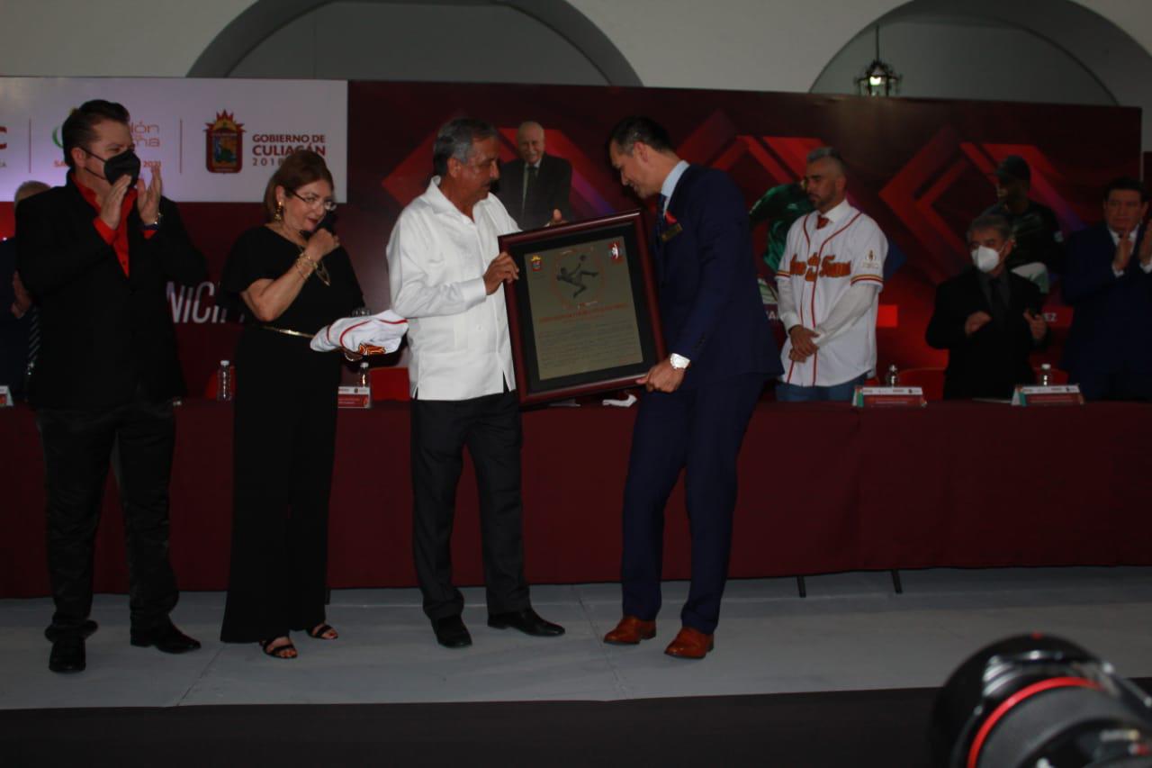 $!Jared Borgetti, Óliver Pérez y Héctor Avendaño son los nuevos inmortales del deporte en Culiacán