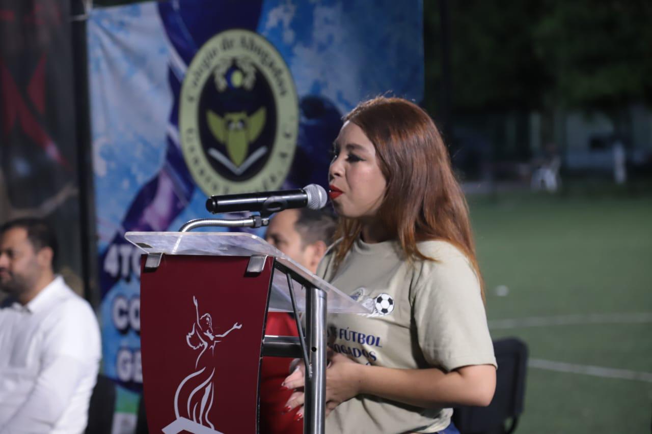 $!Ponen a rodar el balón en el Cuarto Torneo de futbol Colegio Abogados Genaro Estrada A.C.