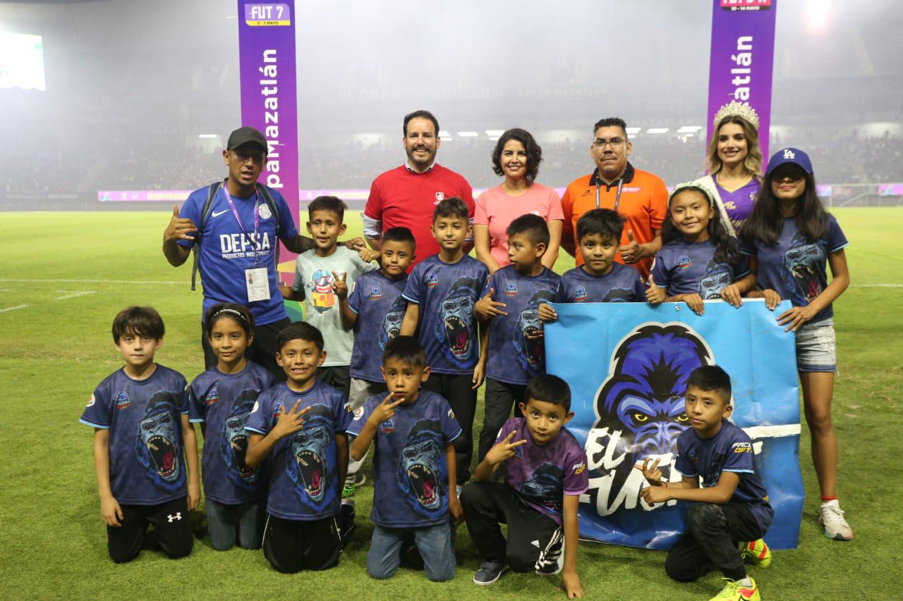 $!Colorido inicio de la Copa Mazatlán de Futbol 7