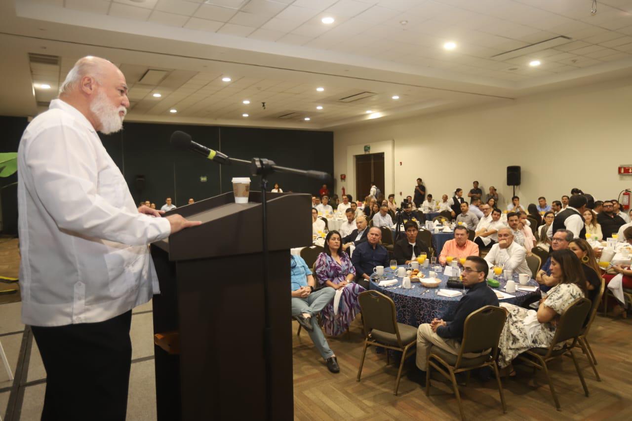 $!Al Gobierno le falta decisión para resolver el problema de inseguridad en Sinaloa: Manuel Clouthier