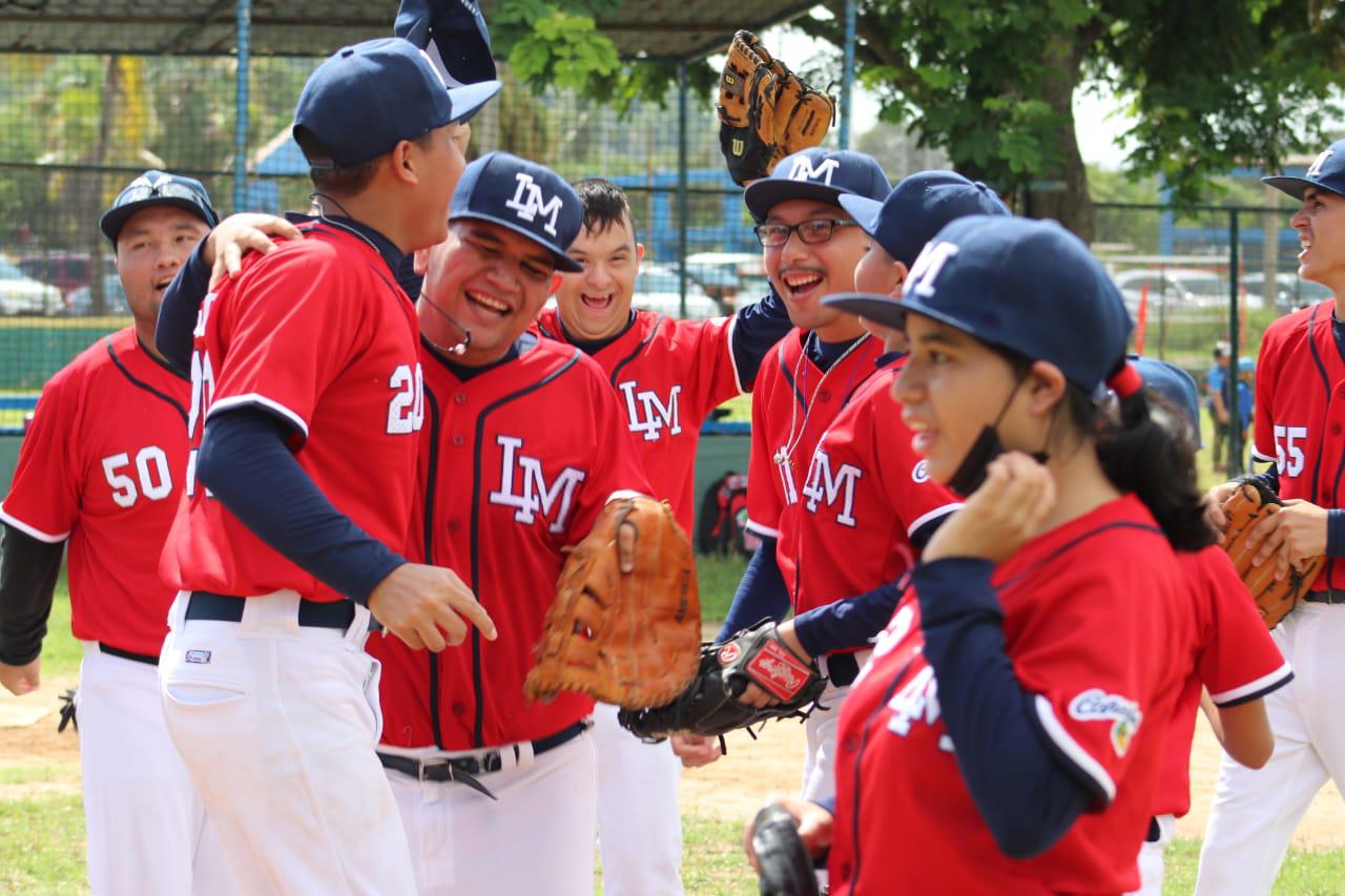 $!Super Héroes juegan al beisbol sin límites