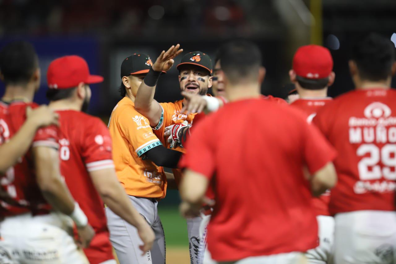 $!Se queda corto Venados y Naranjeros está a uno del título, en duelo que terminó con conato de bronca