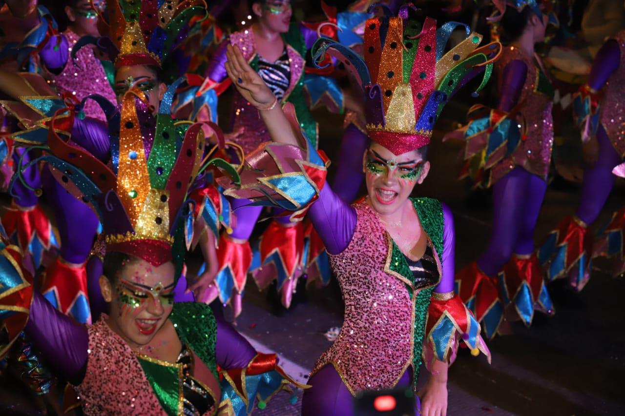 $!Vive Mazatlán la emoción del primer desfile del Carnaval de Mazatlán
