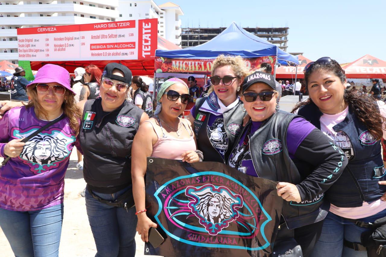 $!Las damas bikers se hacen sentir en el malecón de Mazatlán