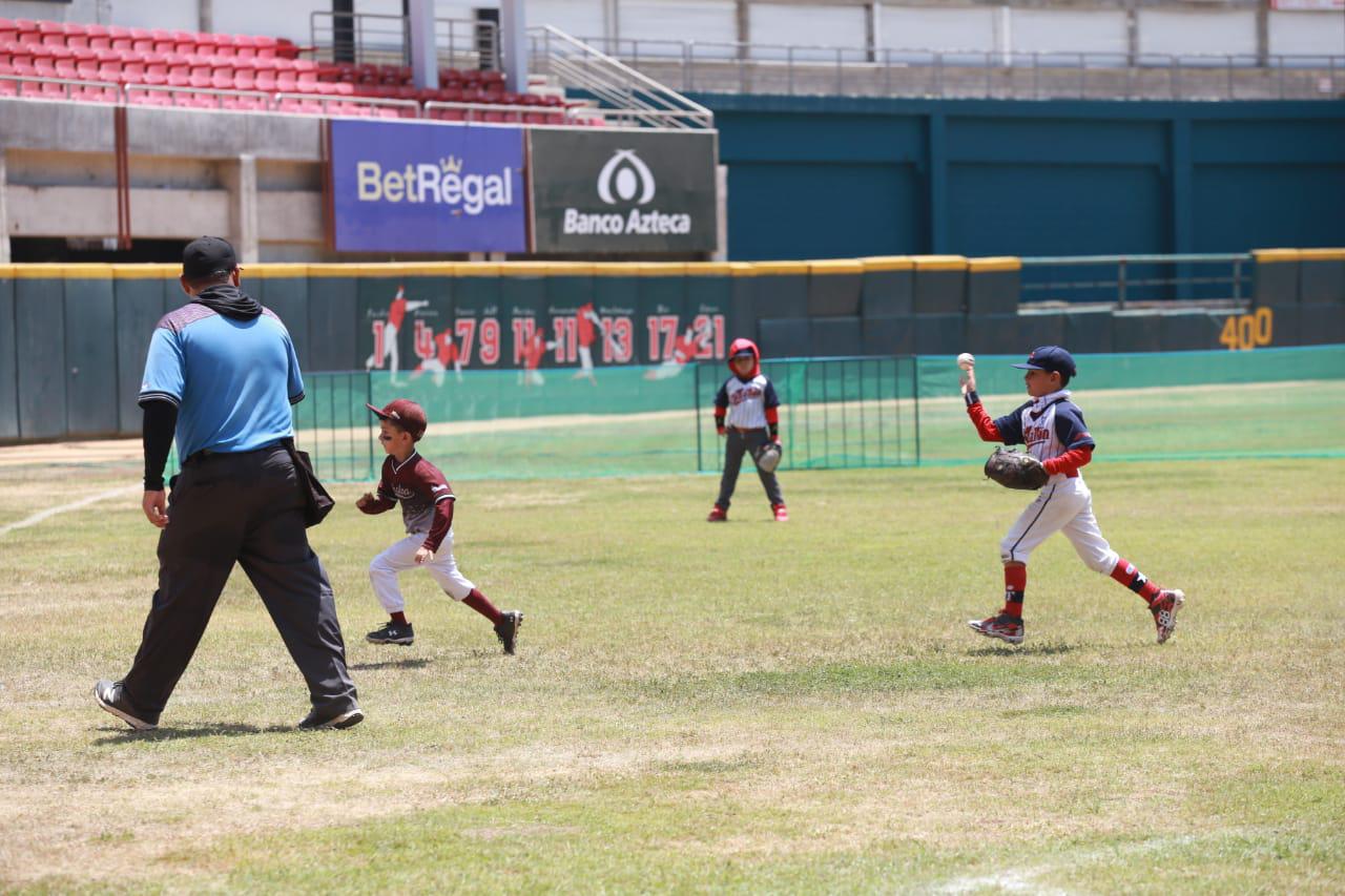 $!Locales arrollan con 4 títulos en el Mazatlán Baseball Tournament