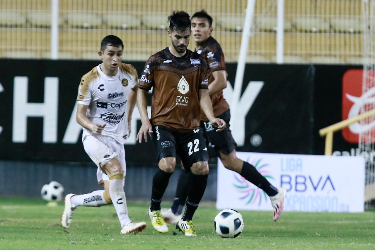 $!Dorados de Sinaloa le pega a Correcaminos y se afianza como líder del Apertura 2021