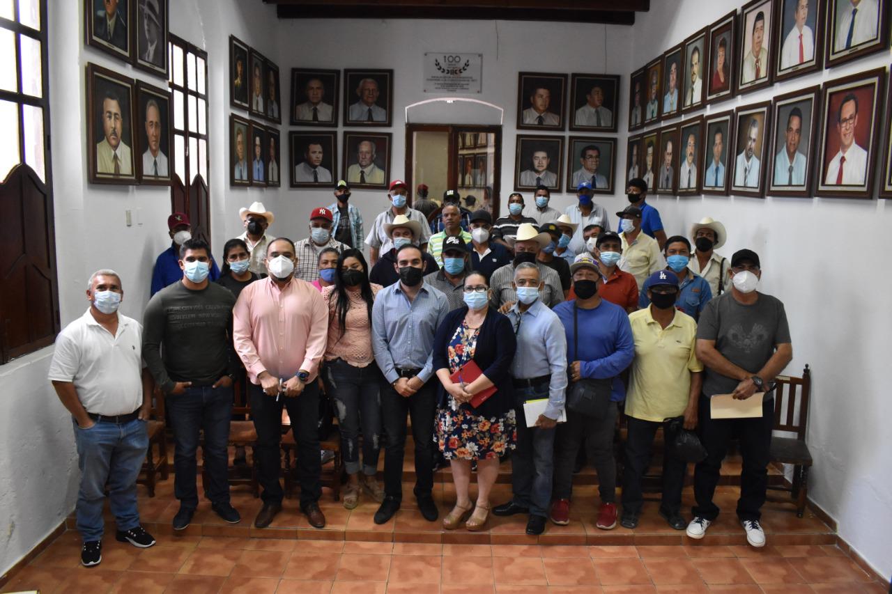 $!Alcalde de Concordia se reúne con síndicos y comisarios del municipio