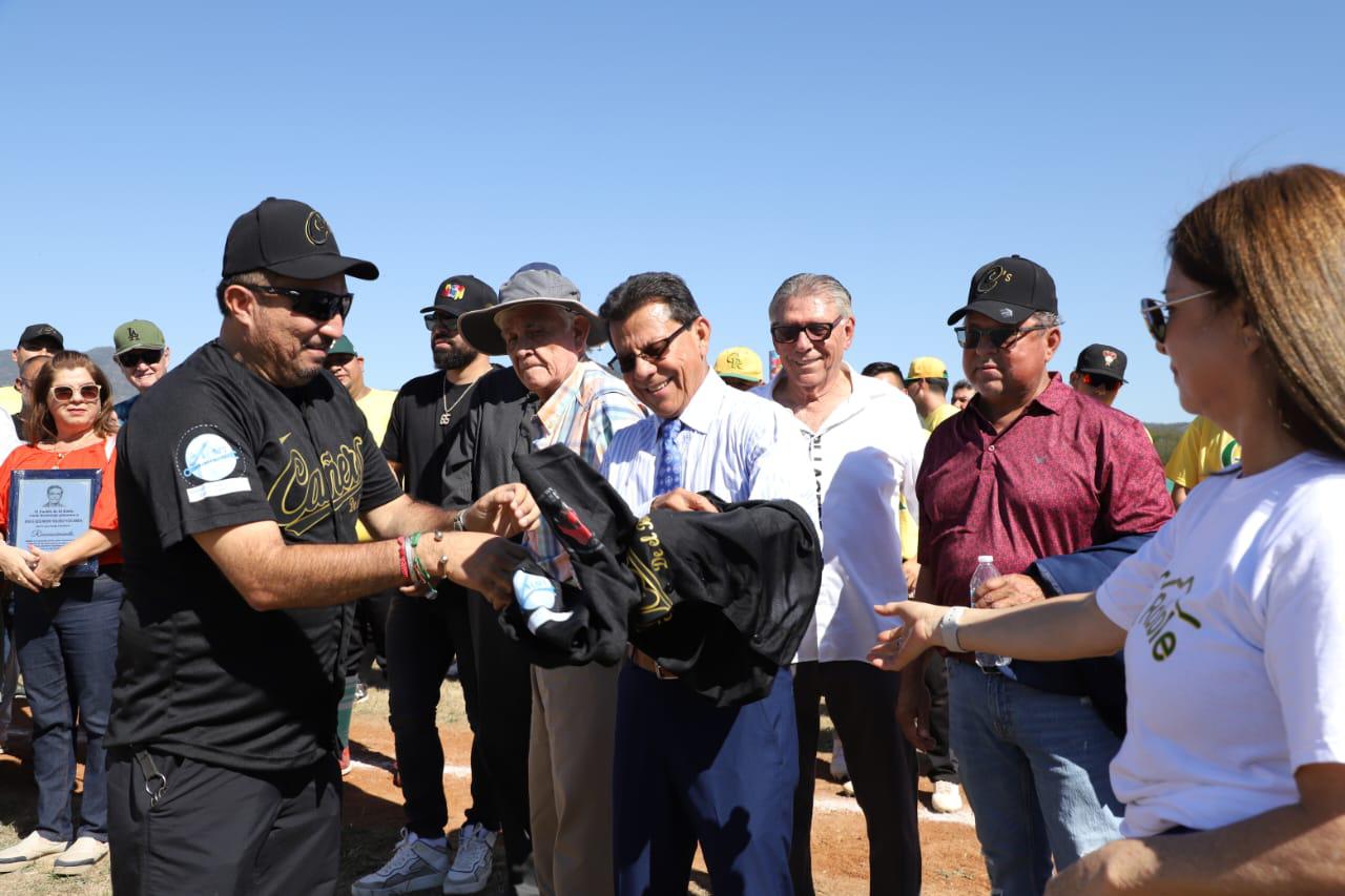 $!Rinden homenaje en El Roble a Pepe Yñiguez y Eduardo Valdez Vizcarra