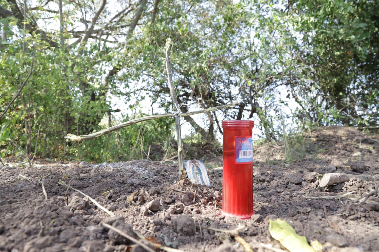 $!En Mazatlán, hallan otros tres cuerpos en fosas clandestinas; suman cinco restos en dos días